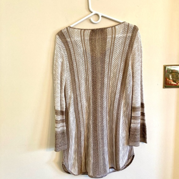 C & B Sweater - Picture 6 of 8